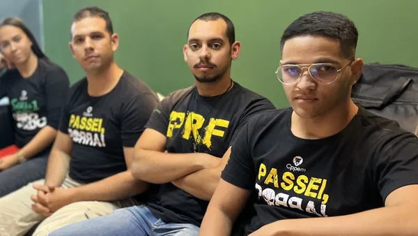 Aluno com o Prof. Everton Mota