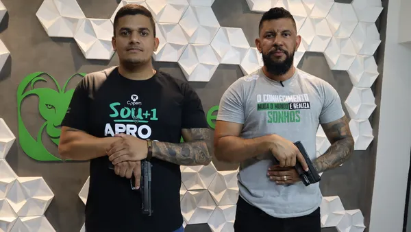 Aluno com o Prof. Everton Mota
